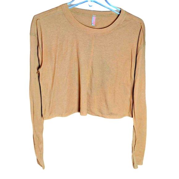 Free People Movement Women Medium Beige Ribbed Cropped Cutout Long Sleeve Tshirt - Picture 2 of 7
